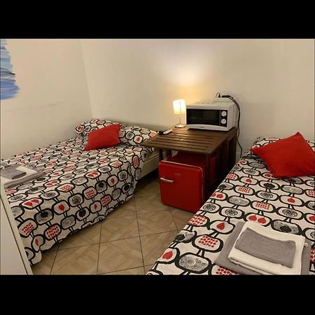 Backpackers House Acomodação com café da manhã Bolonha Exterior foto